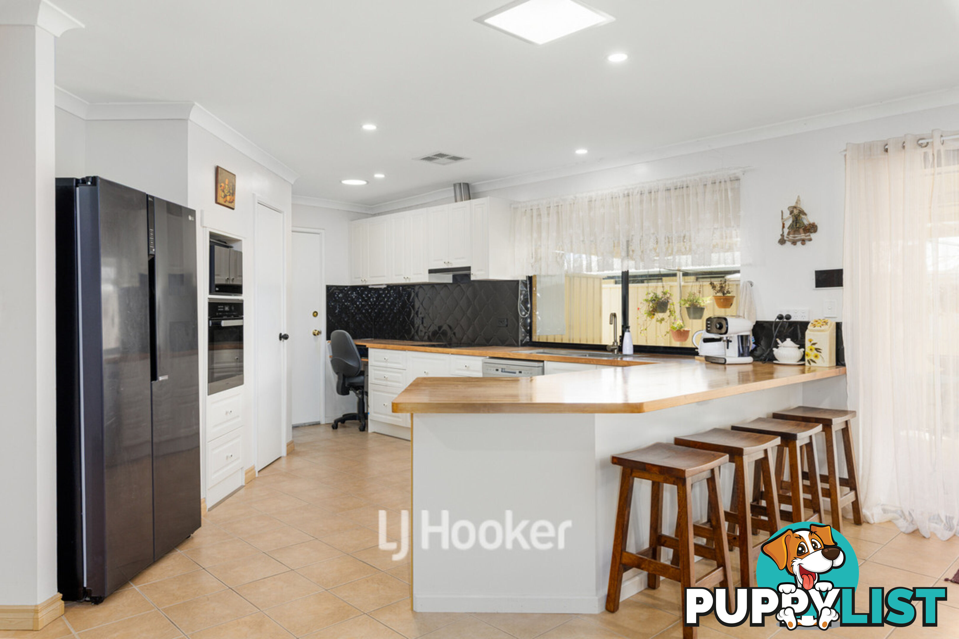 9 Snakewood Bend GLEN IRIS WA 6230