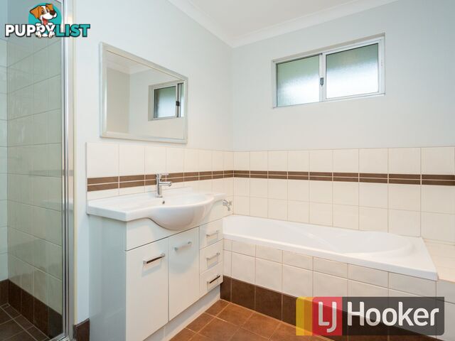 2 Warwick Place USHER WA 6230