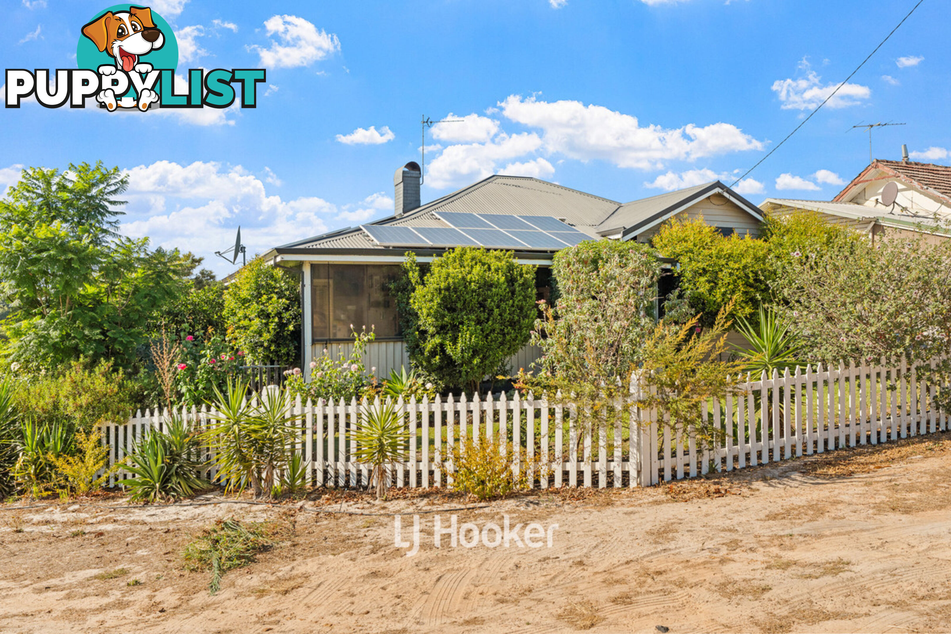 2 Moore Street COLLIE WA 6225