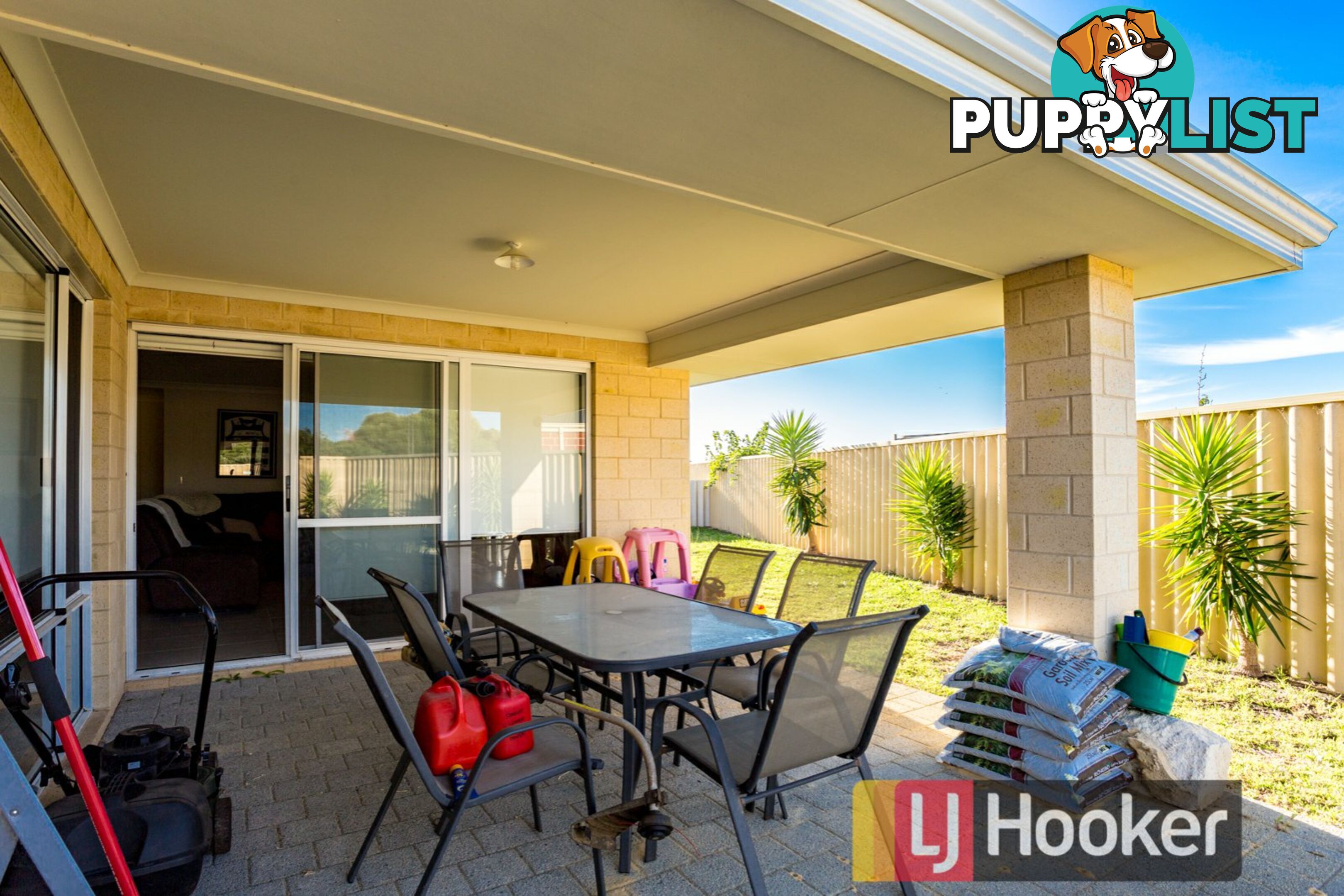 22 Hazelgrove Crescent MILLBRIDGE WA 6232