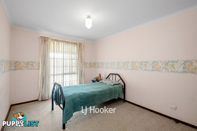 6 York Road COLLIE WA 6225