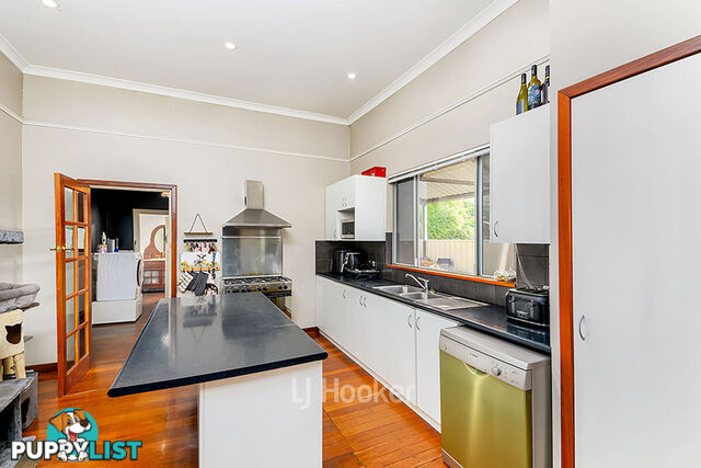 68 Deakin Street COLLIE WA 6225