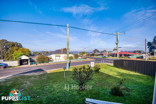 68 Deakin Street COLLIE WA 6225