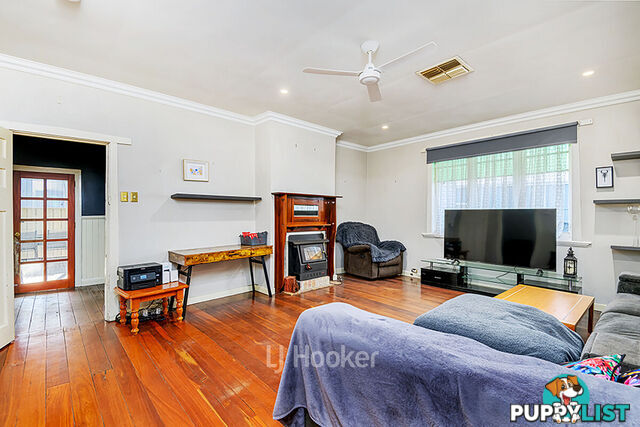 68 Deakin Street COLLIE WA 6225