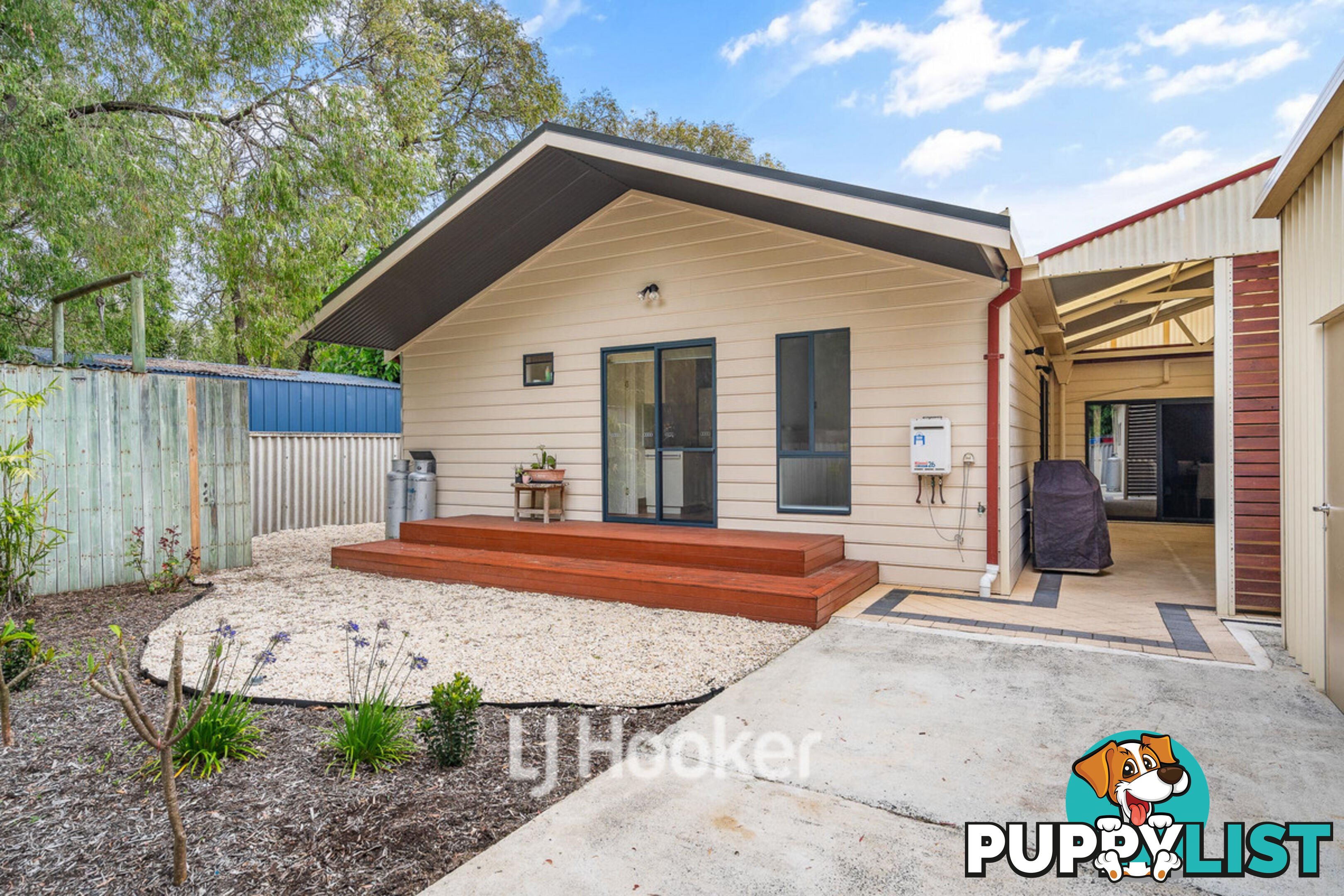 8 John Street ABBEY WA 6280