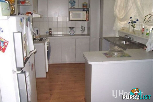 9 York Road COLLIE WA 6225