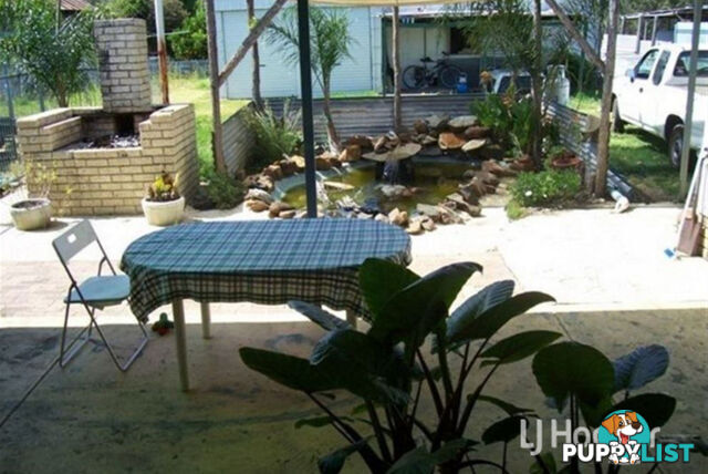 9 York Road COLLIE WA 6225
