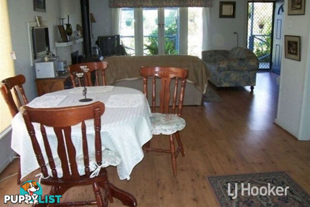 9 York Road COLLIE WA 6225