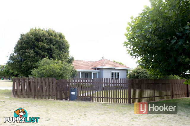 11 Lowe Street CAREY PARK WA 6230