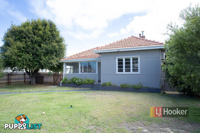 11 Lowe Street CAREY PARK WA 6230