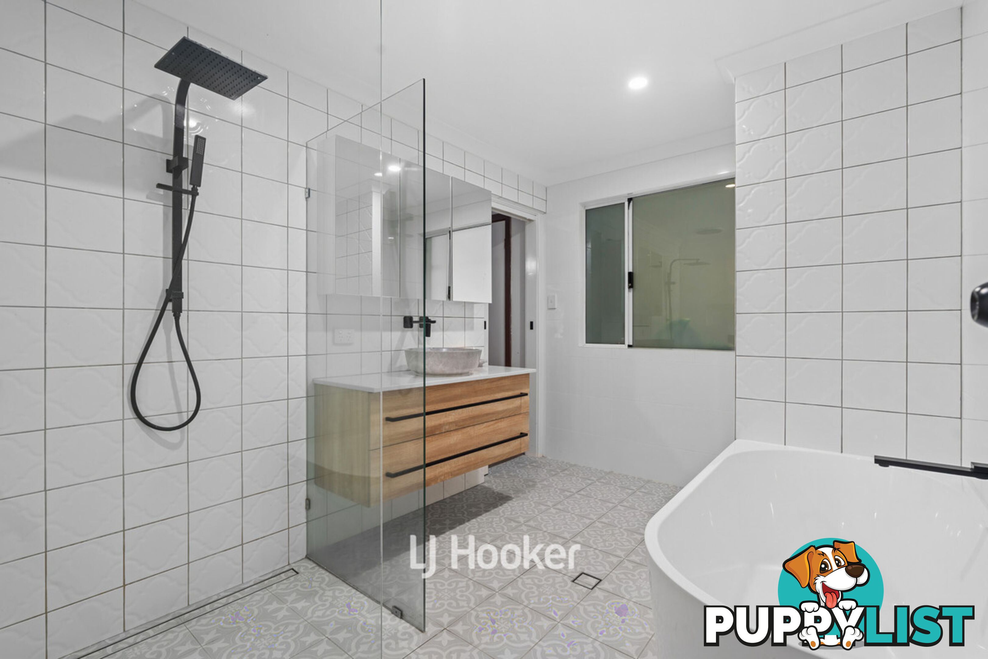 23b Macqueen Crescent SOUTH BUNBURY WA 6230