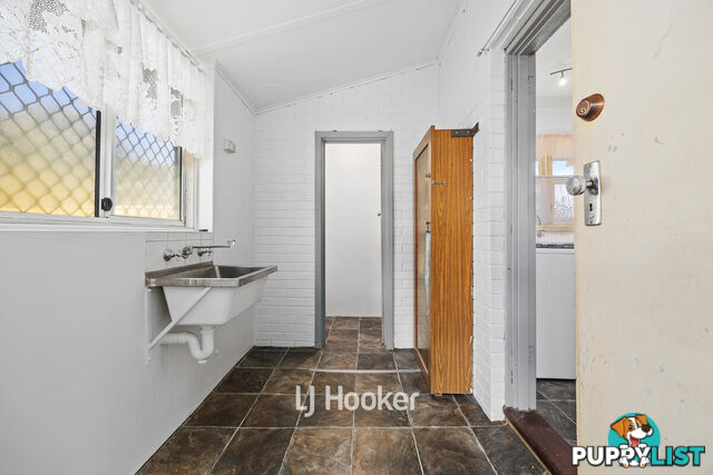 7 Wright Street WITHERS WA 6230