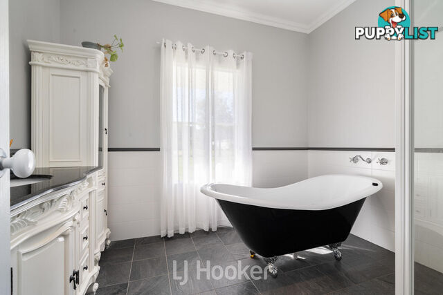 5 Summit Court AMBERGATE WA 6280