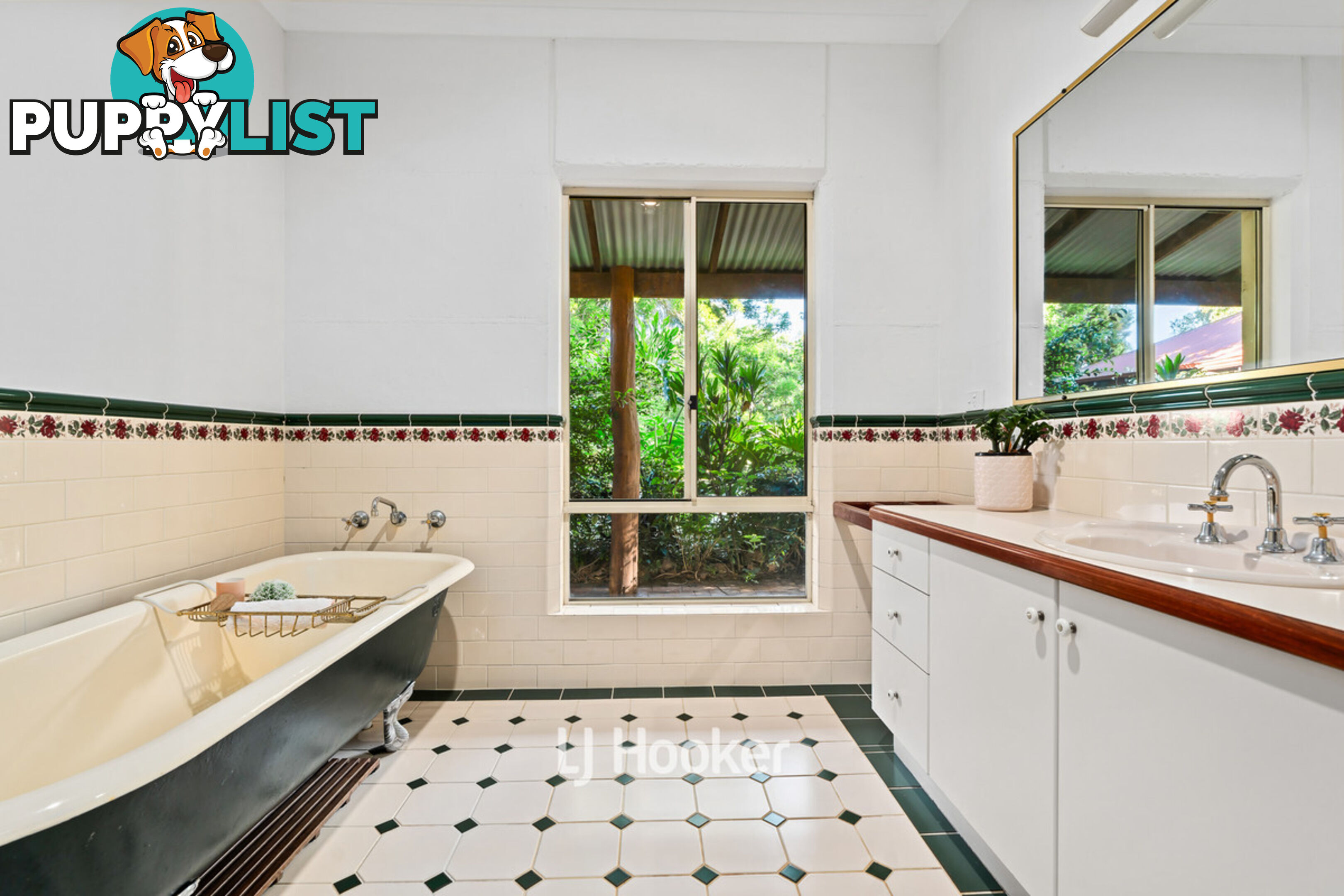 22 Myrtle Vale YOONGARILLUP WA 6280