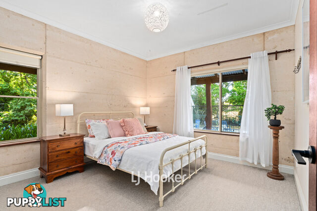 22 Myrtle Vale YOONGARILLUP WA 6280