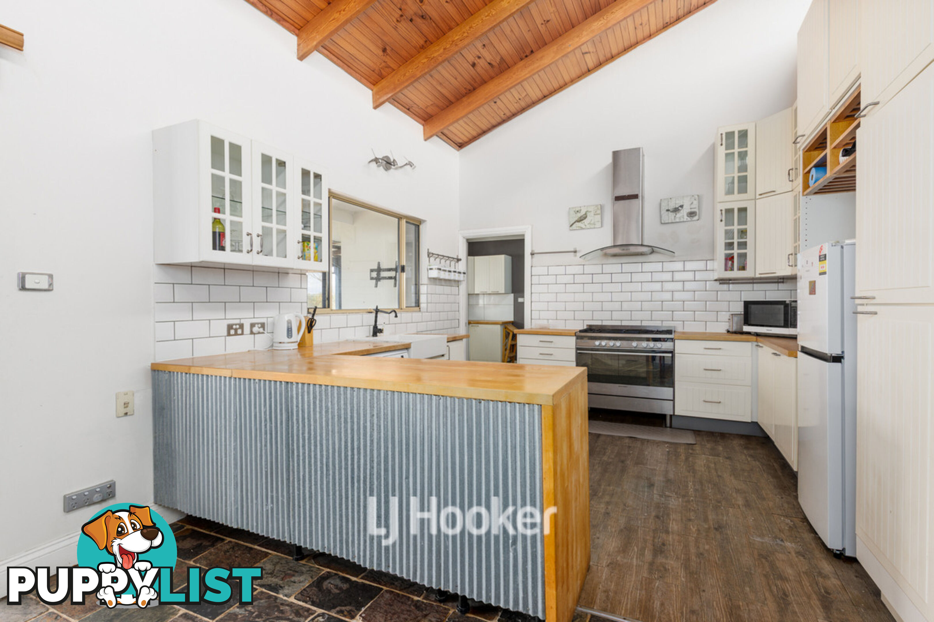 31 Slee Place WITHERS WA 6230