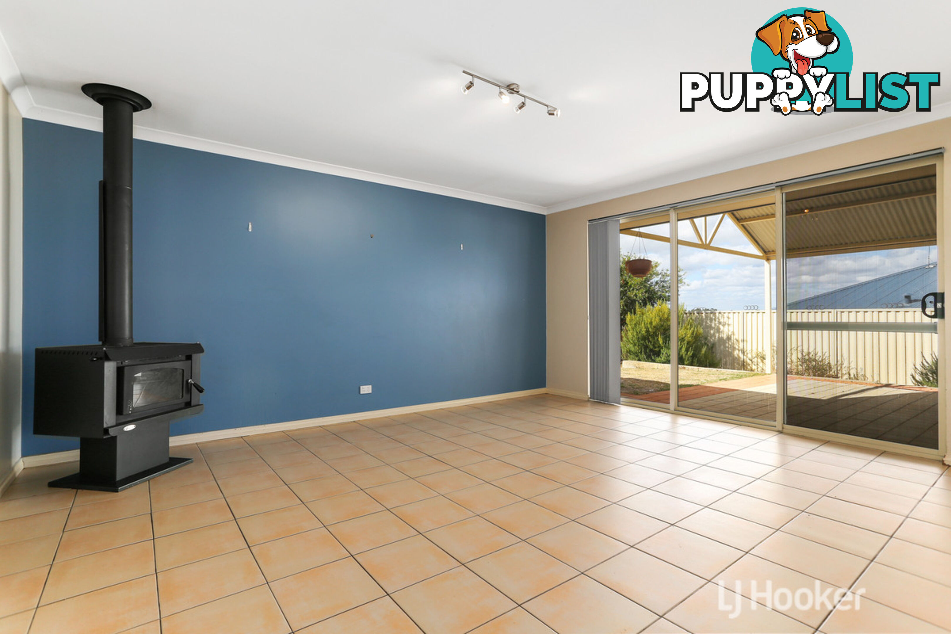 20 Robinia Rise COLLIE WA 6225