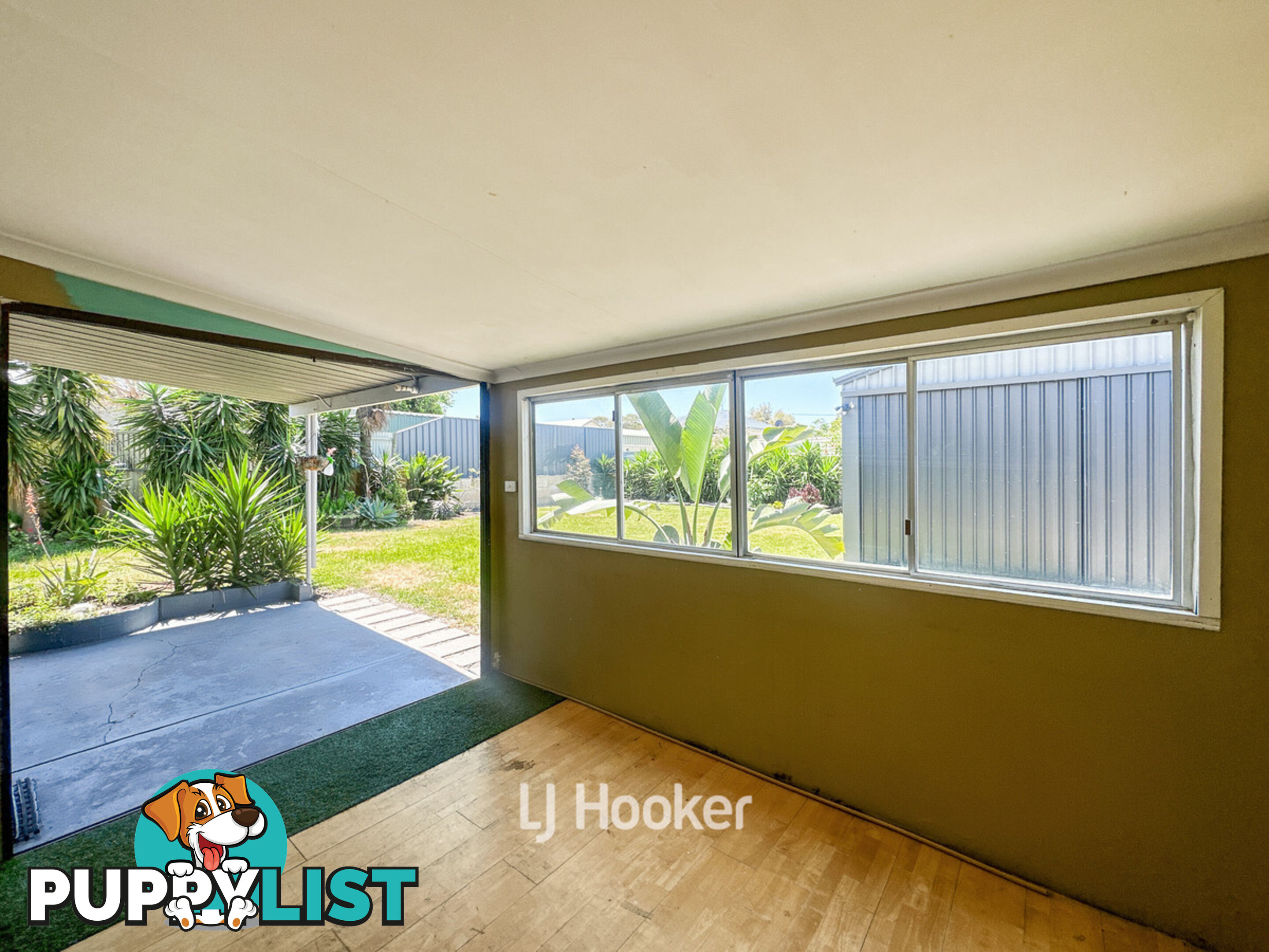 13 Moolyeen Road CAREY PARK WA 6230