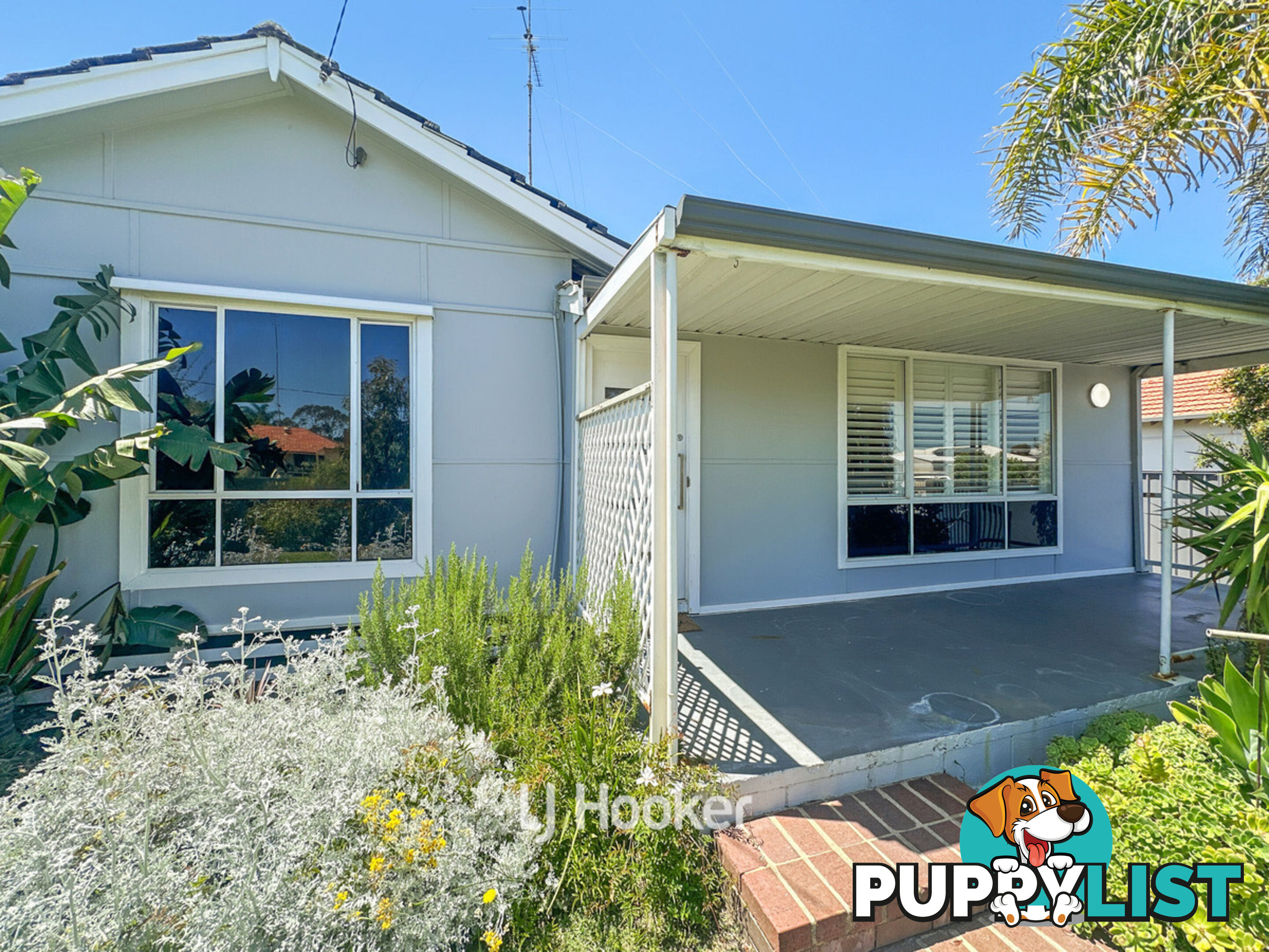 13 Moolyeen Road CAREY PARK WA 6230