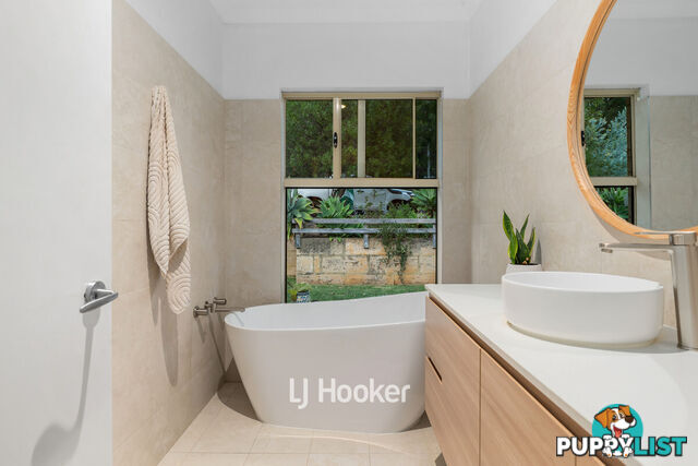 21 Koorabin Drive YALLINGUP WA 6282