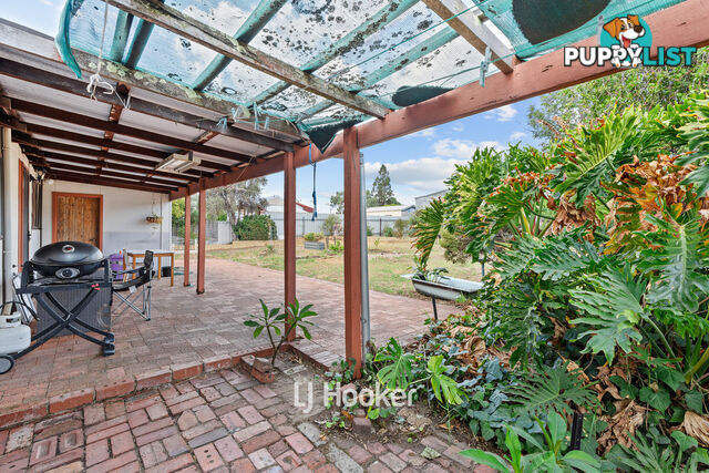 35 Coombes Street COLLIE WA 6225