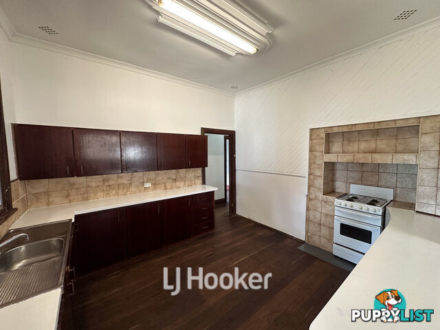 32 Queensbury Street SOUTH BUNBURY WA 6230