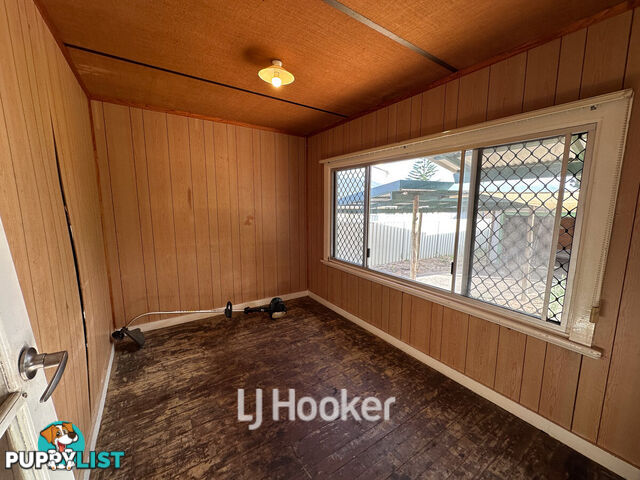 32 Queensbury Street SOUTH BUNBURY WA 6230
