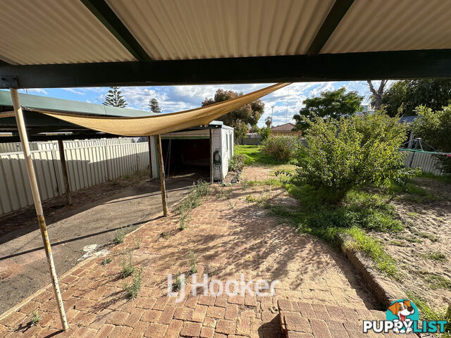 32 Queensbury Street SOUTH BUNBURY WA 6230