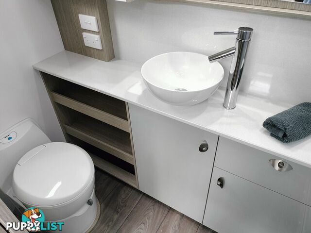 2025 Willow RV  Caravan