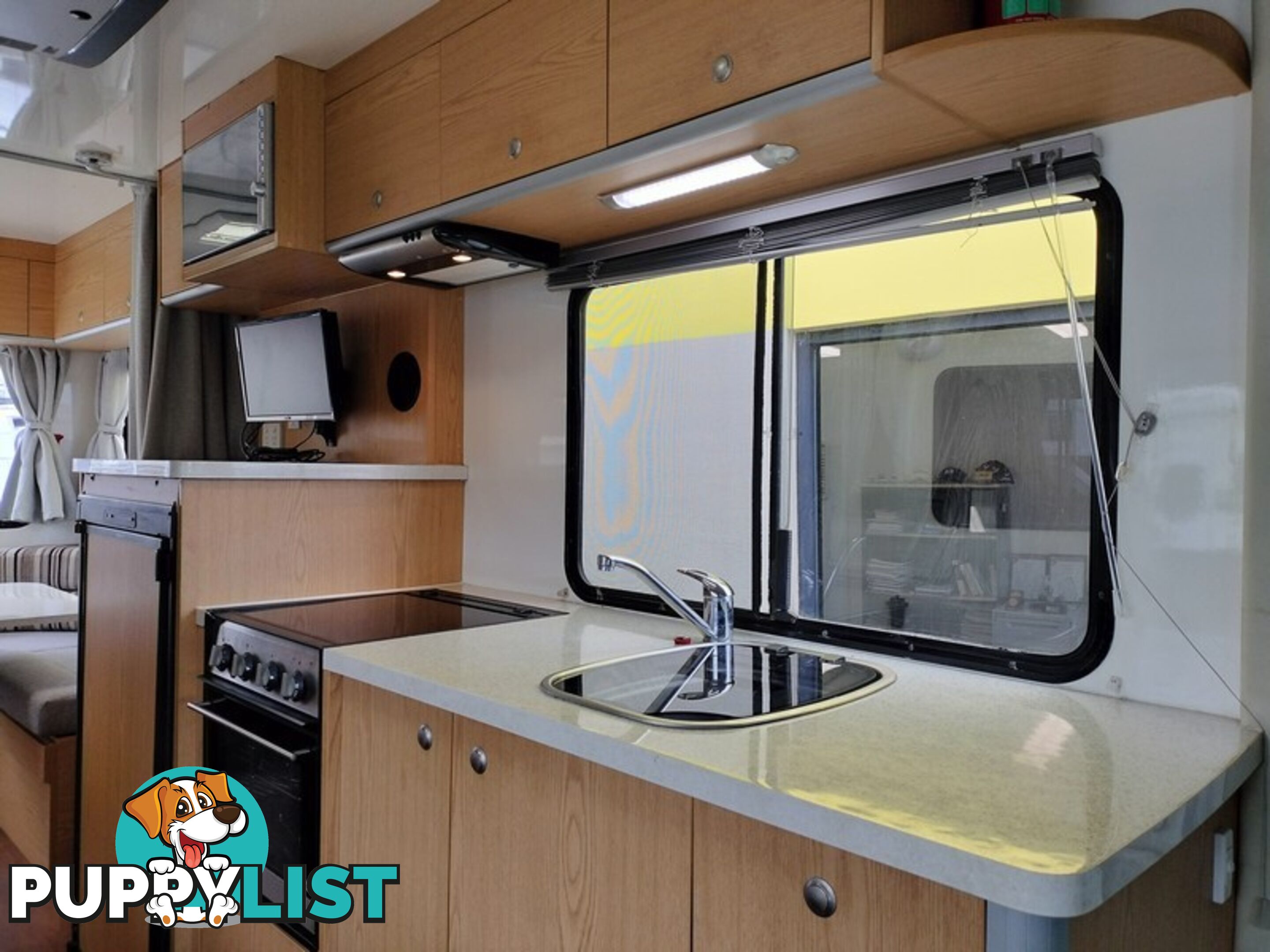 2015 Talvor Byron Motorhome 24ft