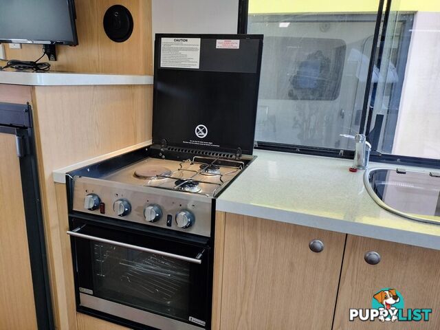 2015 Talvor Byron Motorhome 24ft