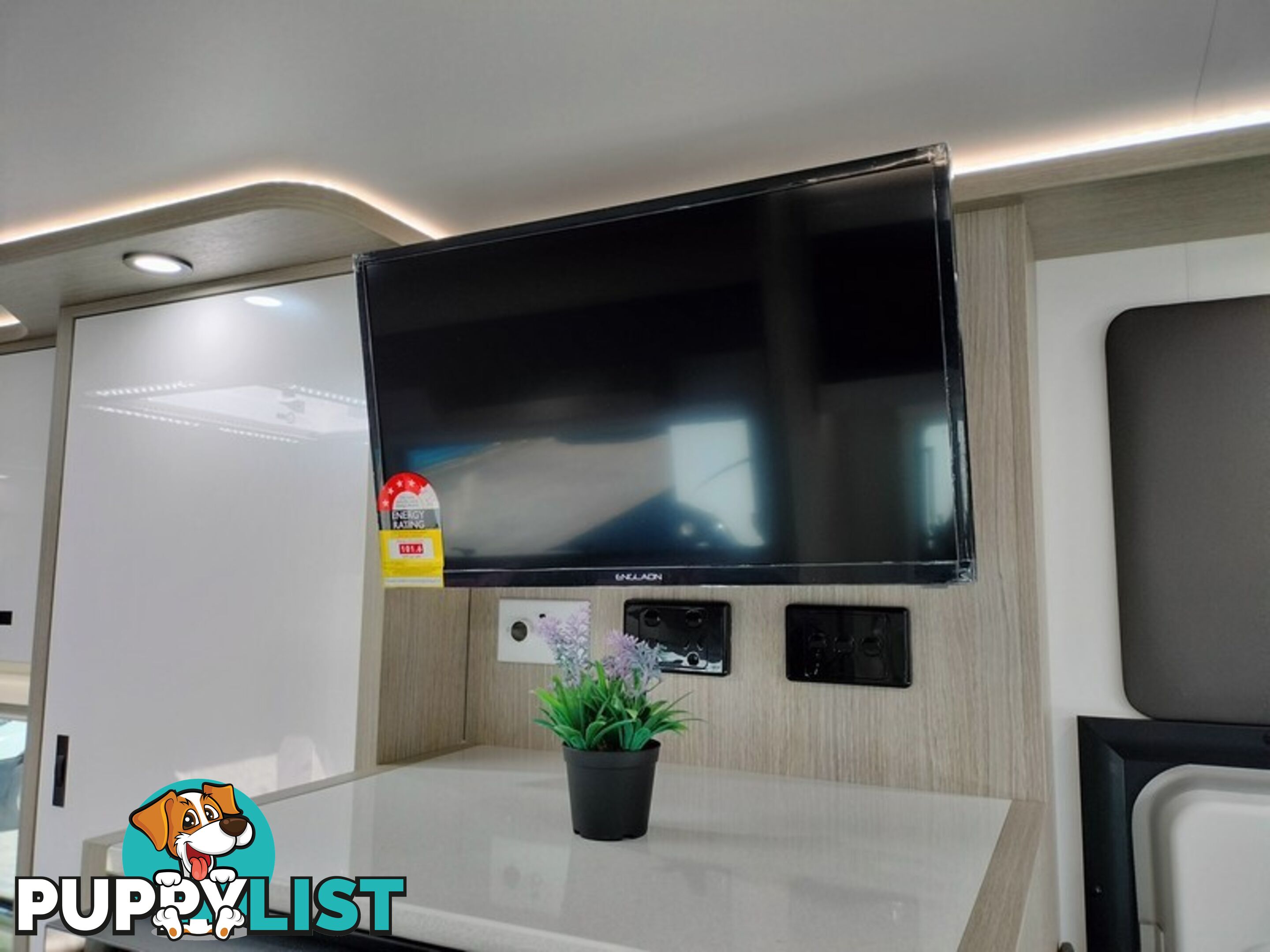 2025 Willow Kauri Motorhome 2504