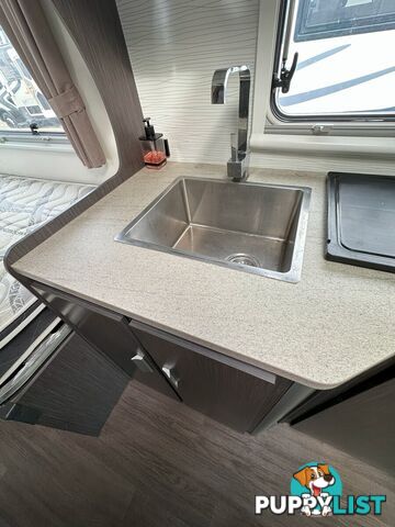 2018 Jayco Traveller 6 Berth Motorhome