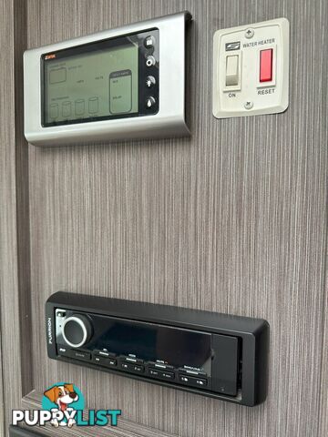 2018 Jayco Traveller 6 Berth Motorhome