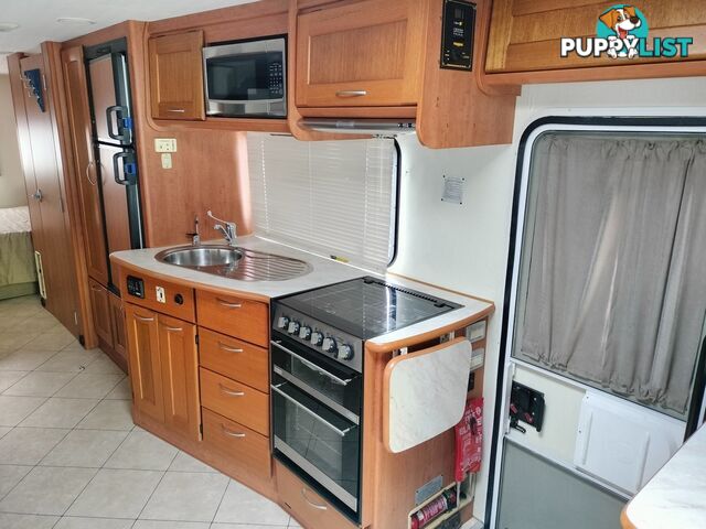 2008 Winnebago Longreach NQR450 Motorhome