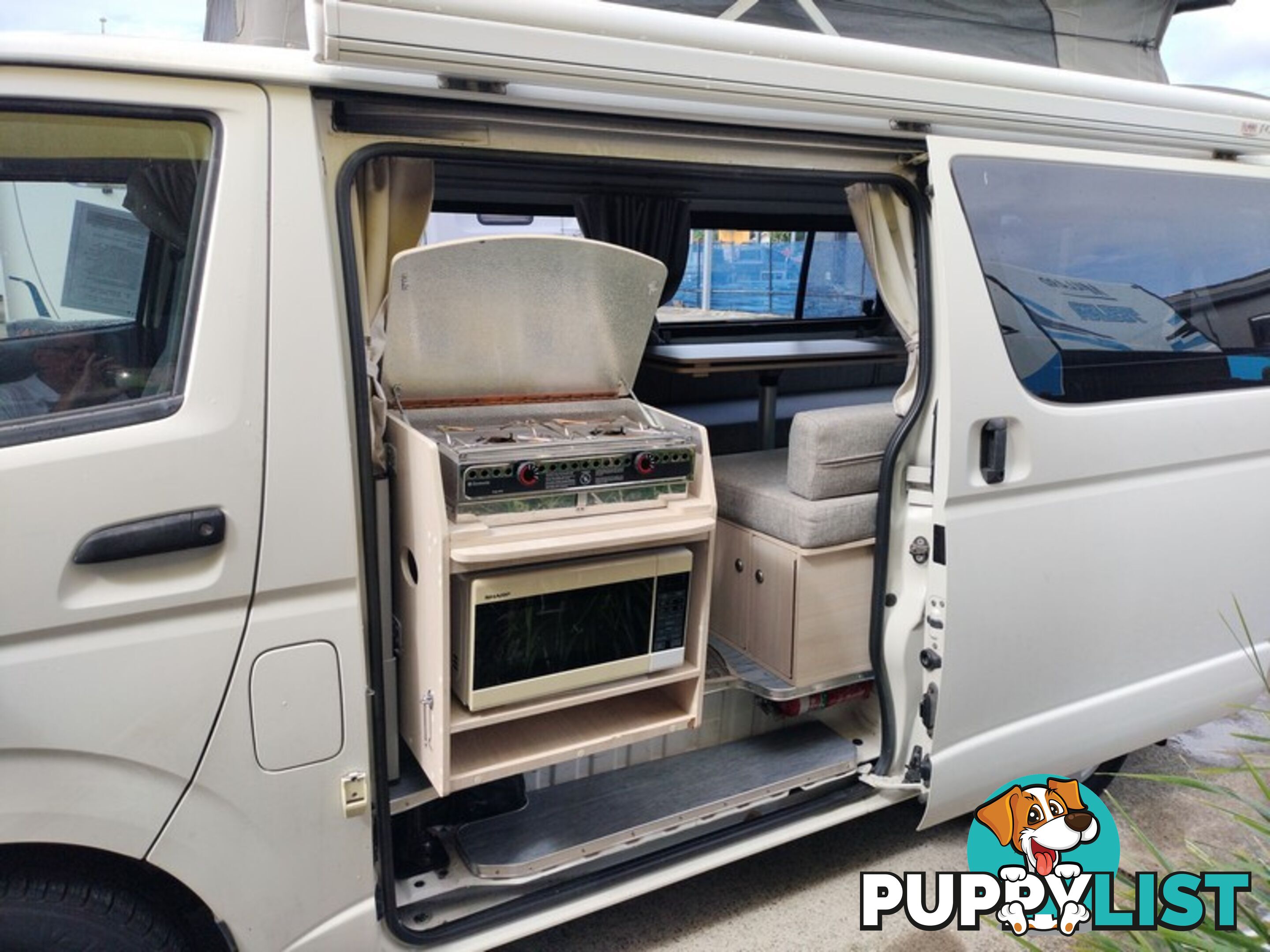 2012 Toyota HiAce Camper PopTop