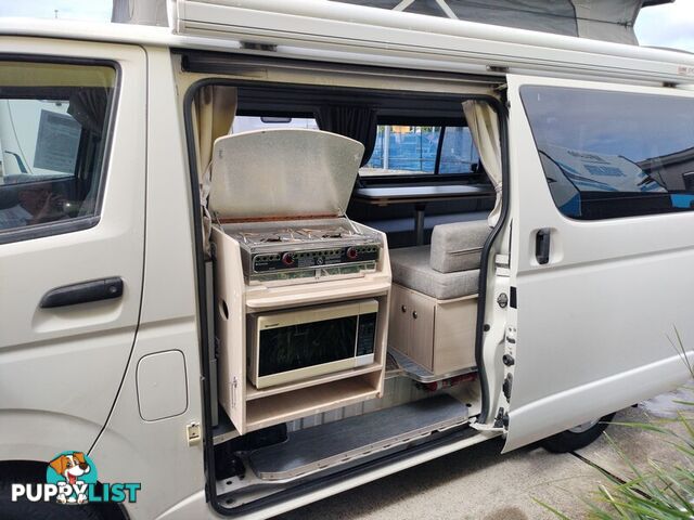 2012 Toyota HiAce Camper PopTop