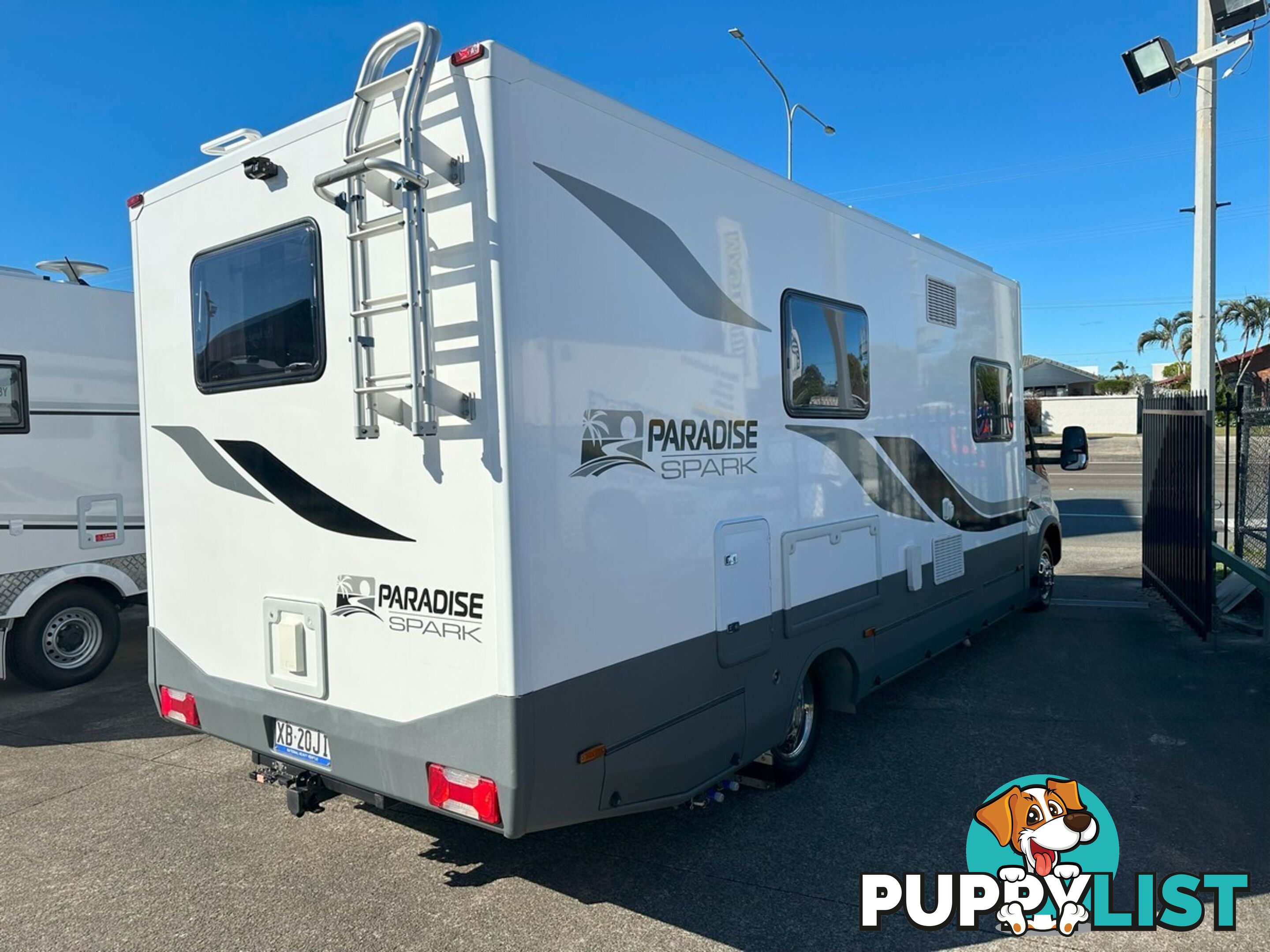 2022 IVECO / PARADISE Spark