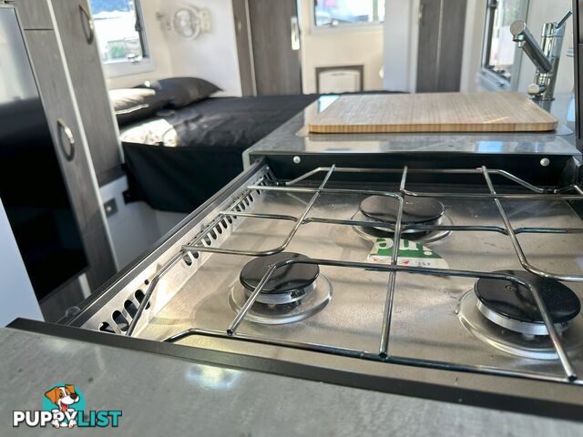 2022 IVECO / PARADISE Spark