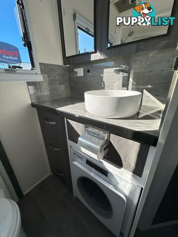 2022 IVECO / PARADISE Spark