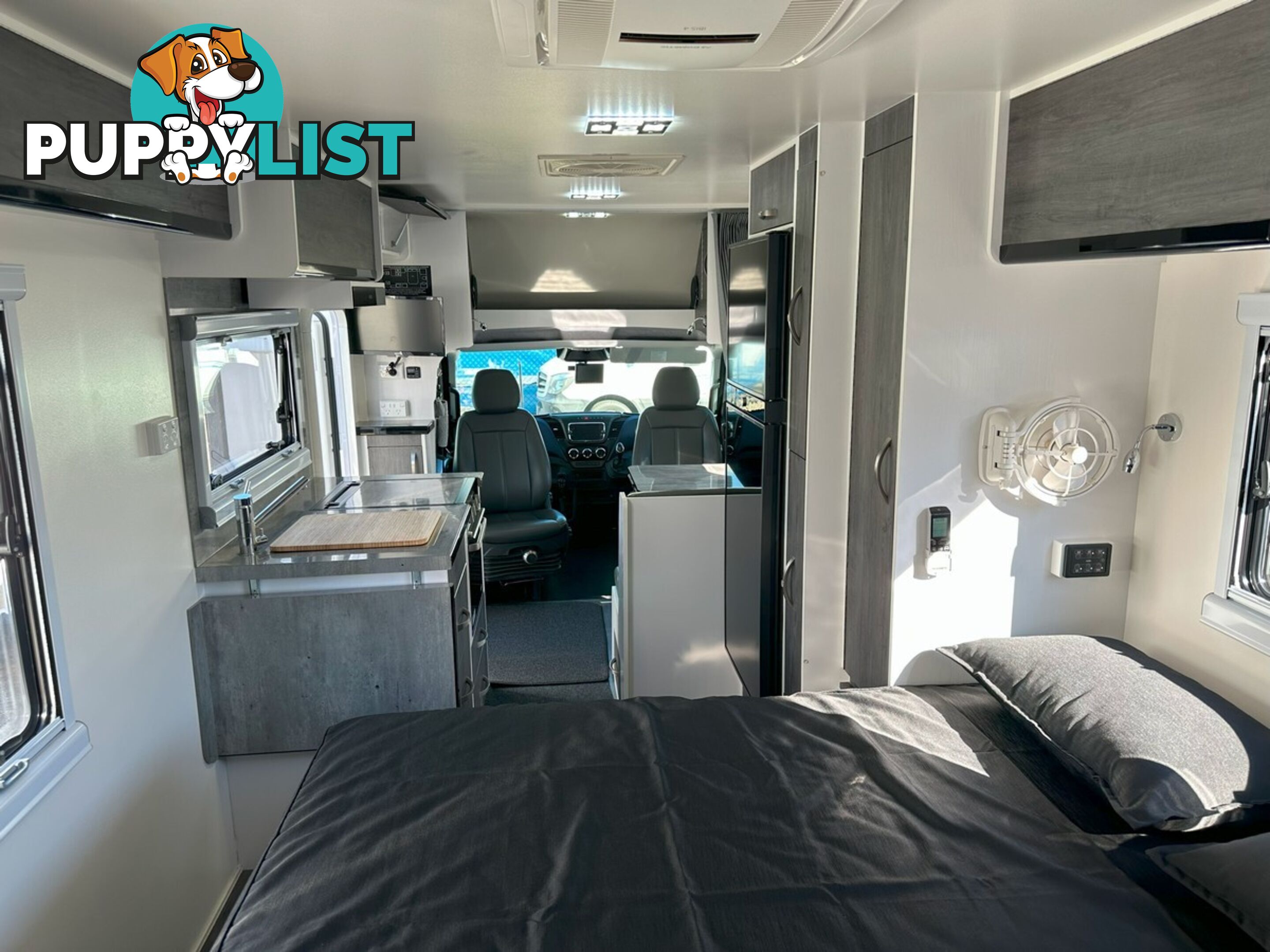 2022 IVECO / PARADISE Spark