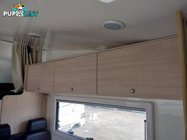 2021 Suncamper Sovereign Motorhome 23ft