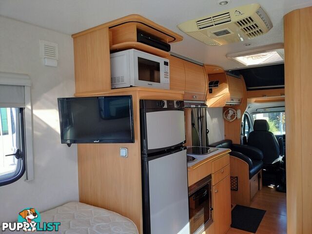 2011 Avan M^ Ovation Motorhome