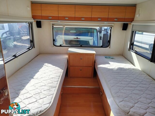 2011 Avan M^ Ovation Motorhome