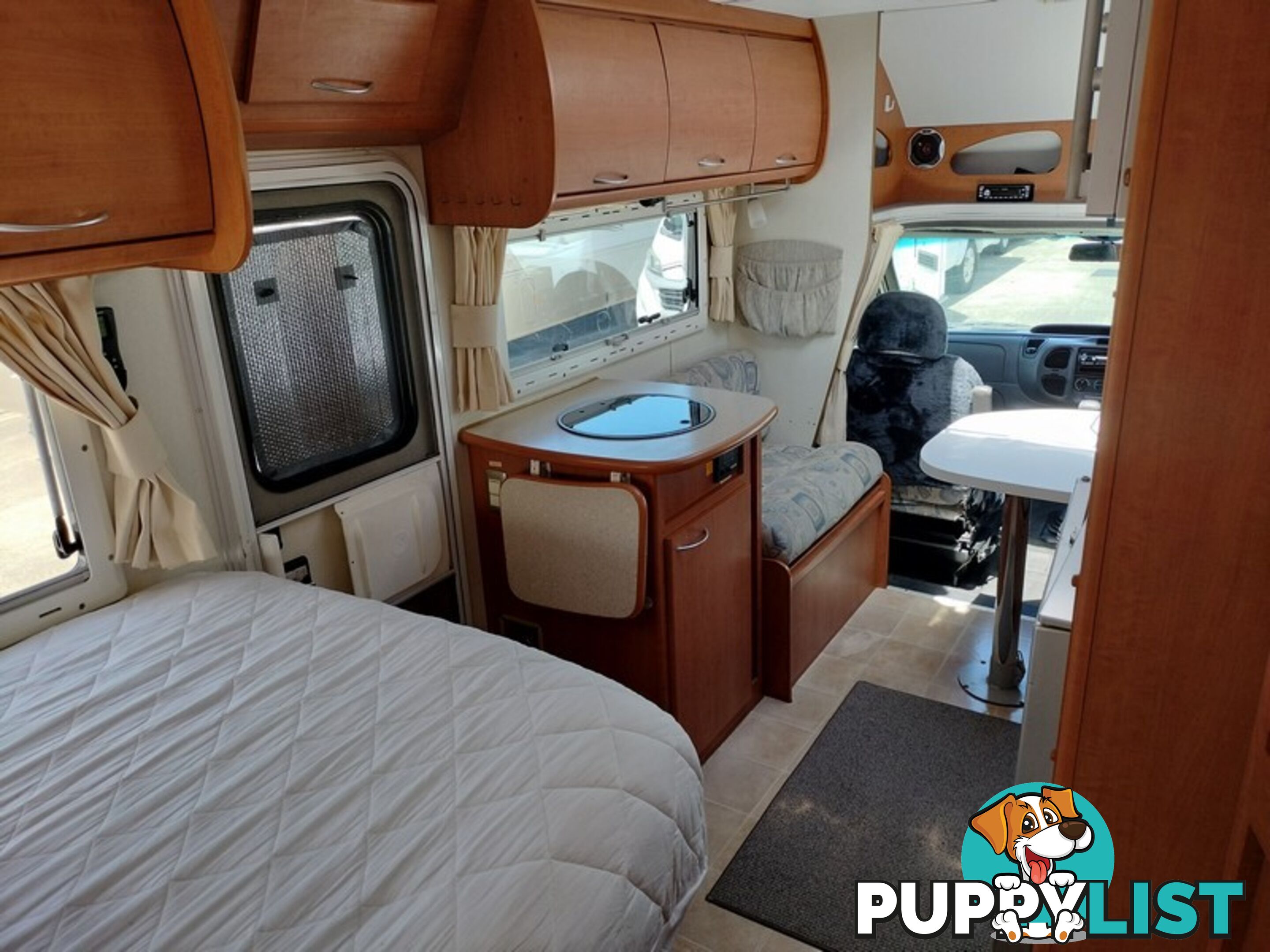 2006 Winnebago Freewind Ford Motorhome