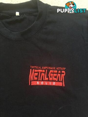 Brand New Custom made Metal Gear Solid (Retro T-Shirt).