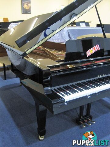 YAMAHA C7 Grand Piano 