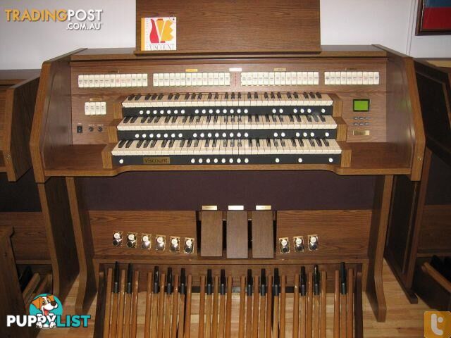 Viscount Vivace 90   3 Manual Church Organ