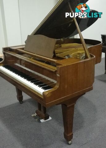 YAMAHA GRAND PIANO