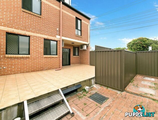 Villa 1 9 GRAY Street Granville NSW 2142